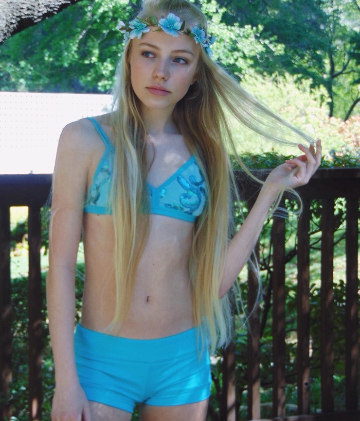Emma Broz