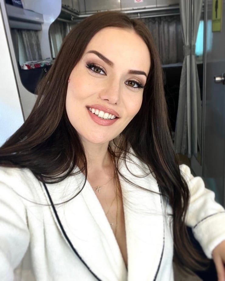 Fahriye Evcen