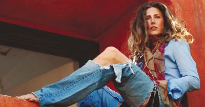 Sophie B. Hawkins