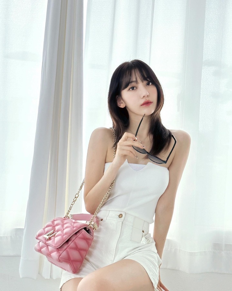 Sakura Miyawaki