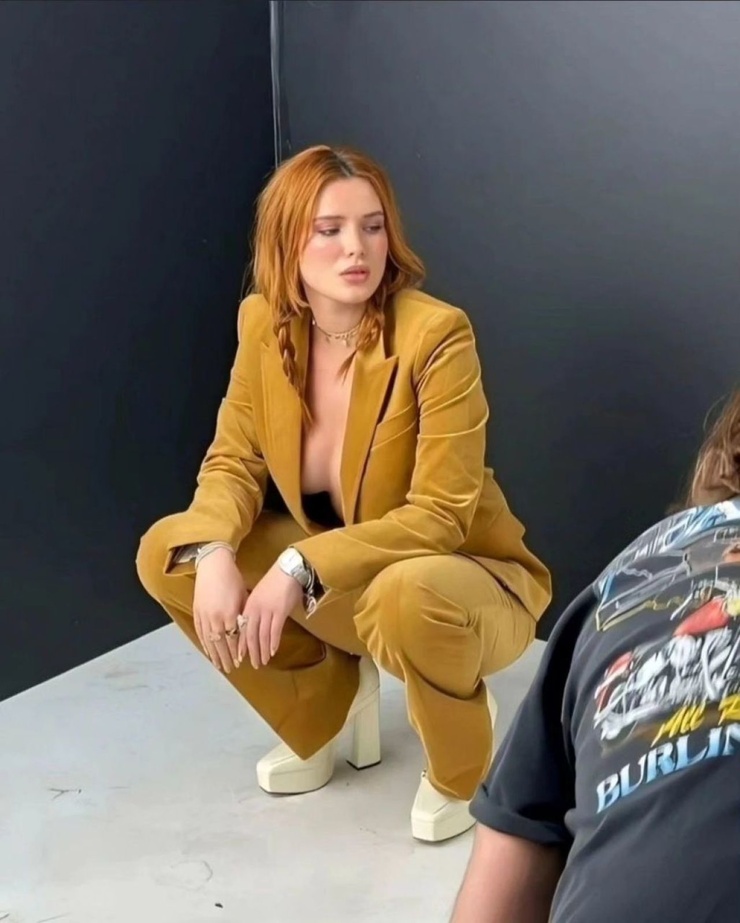 Bella Thorne Bella Thorne