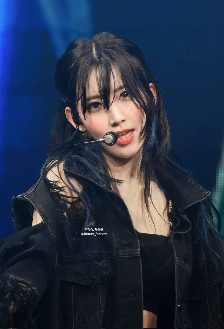 Sakura Miyawaki