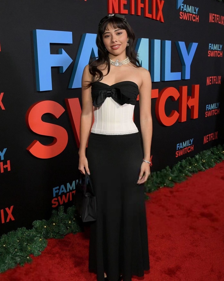 Xochitl Gomez