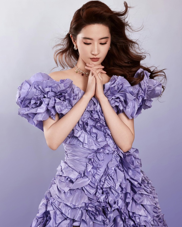 Yifei Liu