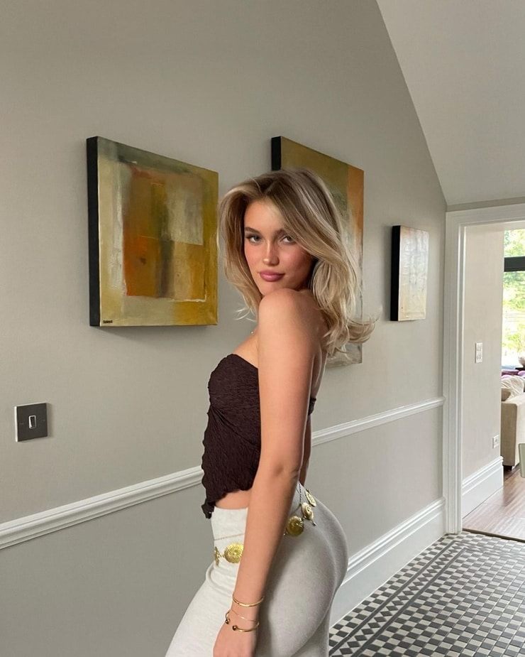 Mimi Slinger