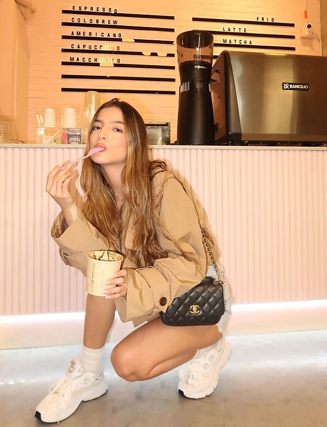Silvana Valencia Silvana Valencia
