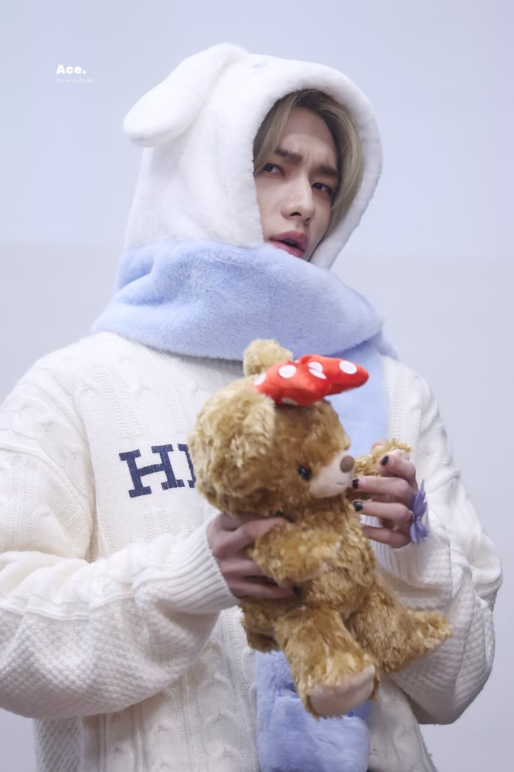 Hyun-Jin Hwang