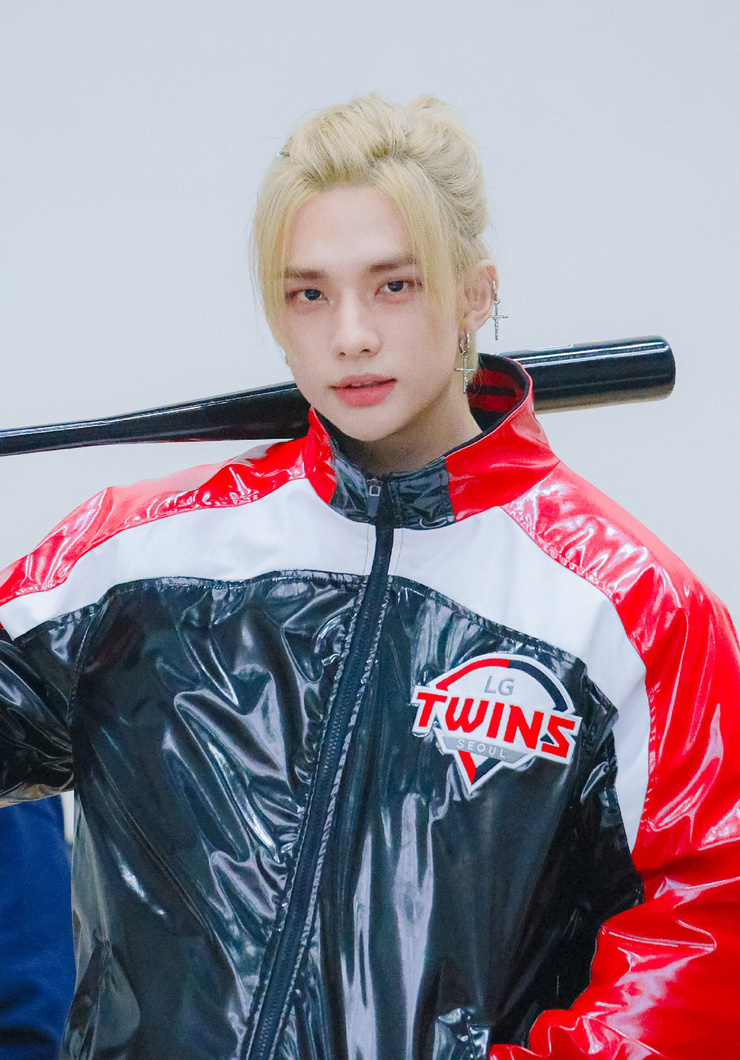 Hyun-Jin Hwang