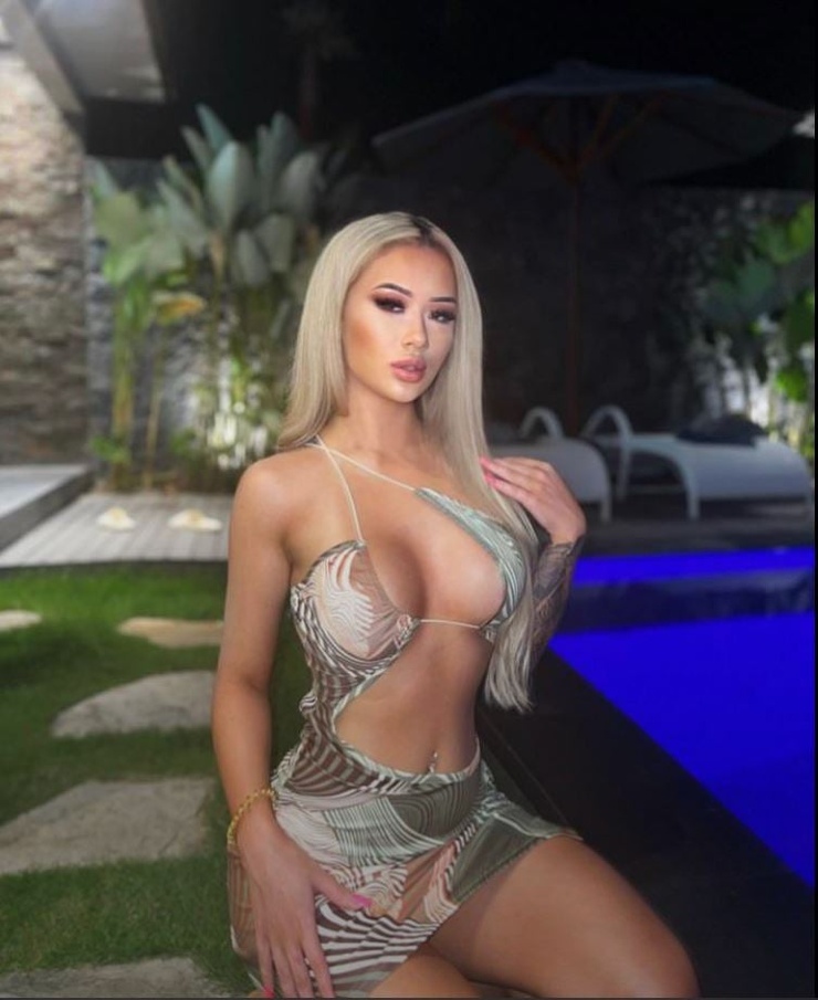 Picture of Victoria Mezei