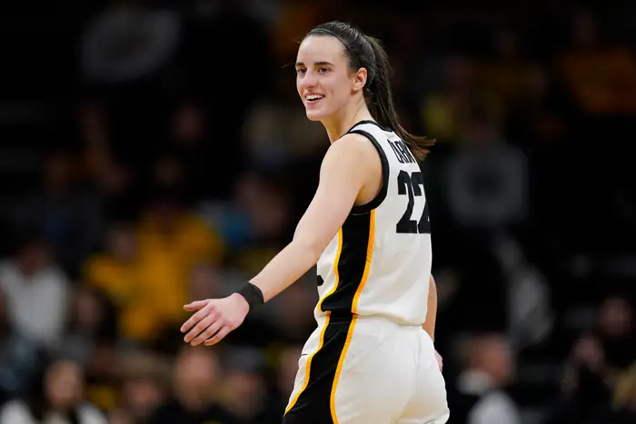 Caitlin Clark (ii)