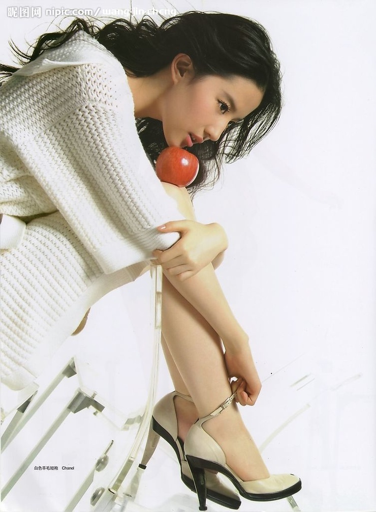 Yifei Liu Yifei Liu