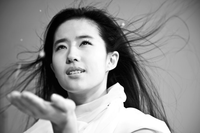 Yifei Liu