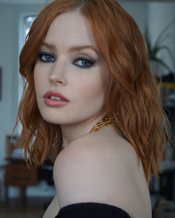 Ellie Bamber Ellie Bamber