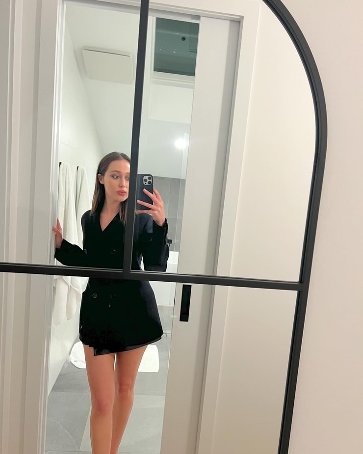 Alycia Debnam Carey Alycia Debnam Carey