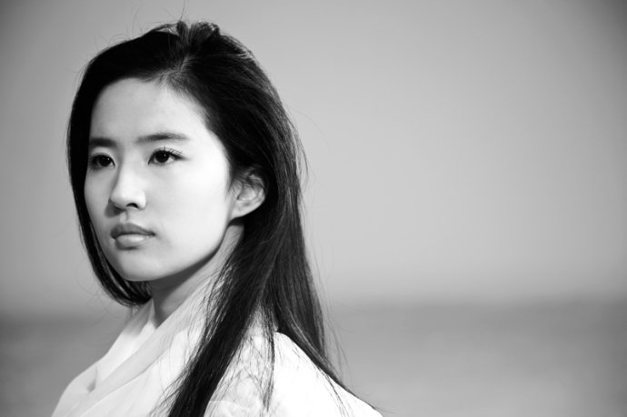 Yifei Liu