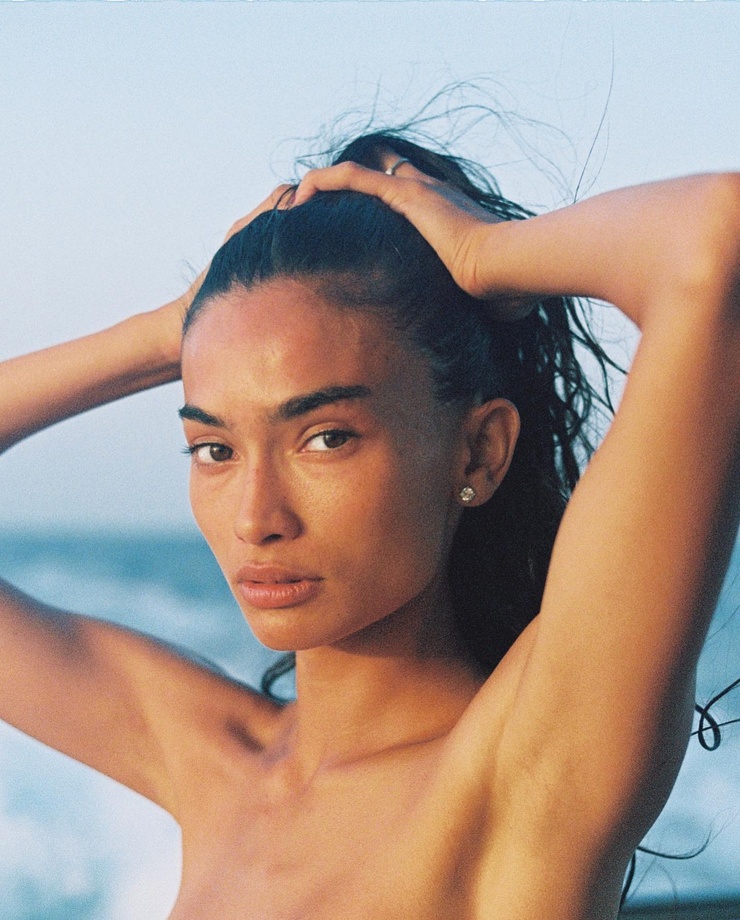 Kelly Gale