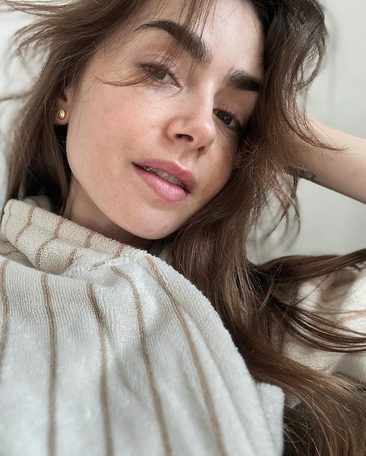 Lily Collins Lily Collins