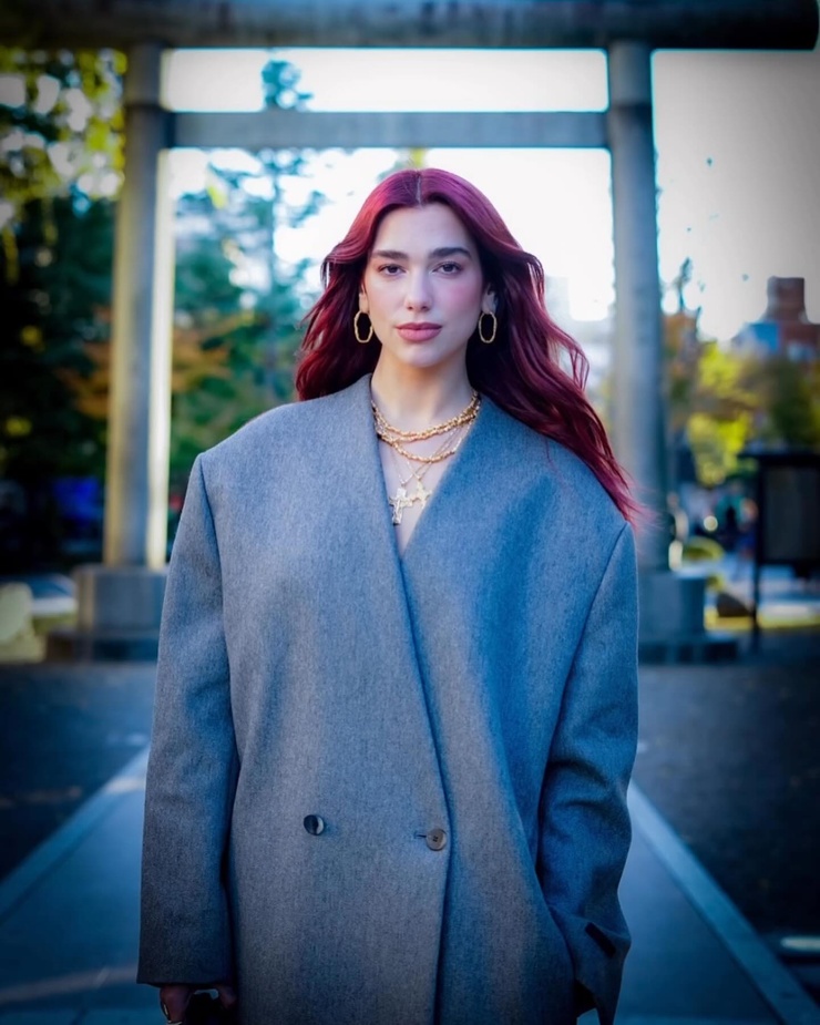 Dua Lipa