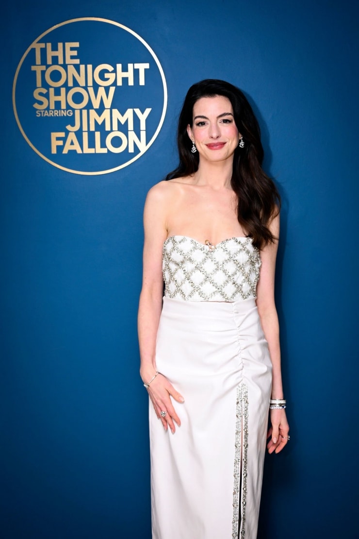 Anne Hathaway