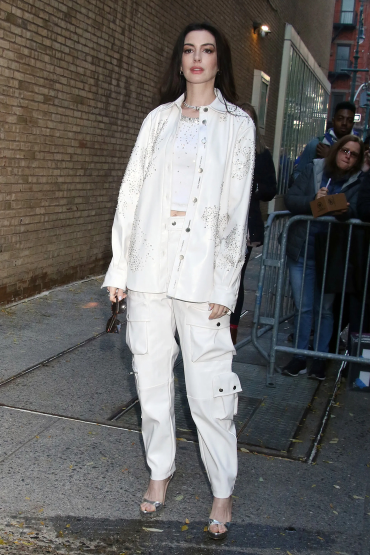 Anne Hathaway