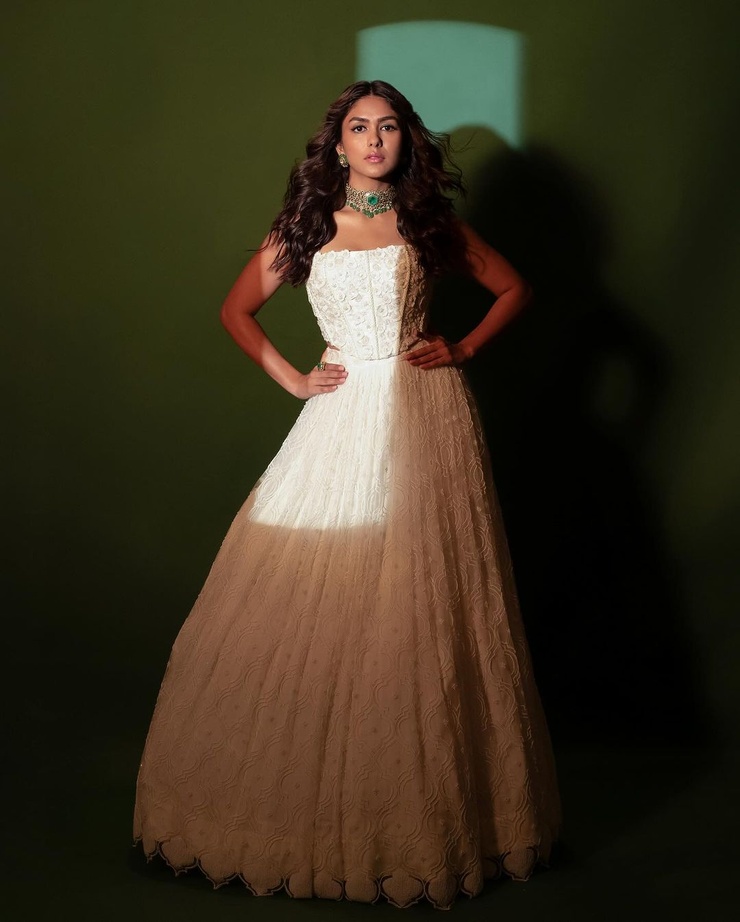 Mrunal Thakur