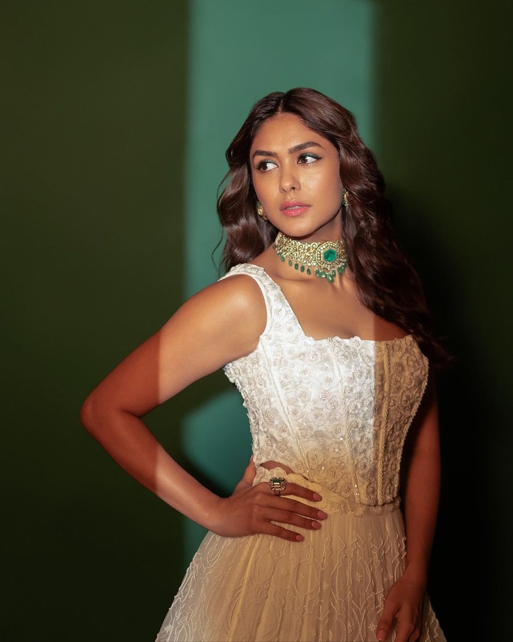 Mrunal Thakur