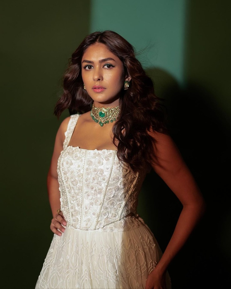 Mrunal Thakur