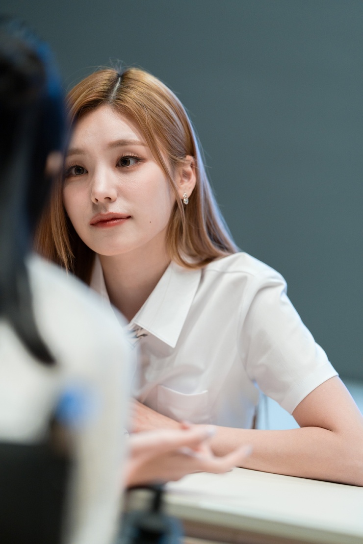 Hwang Yeji