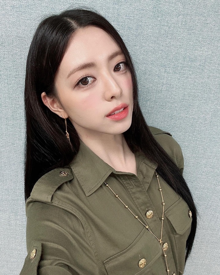 Shin Yuna