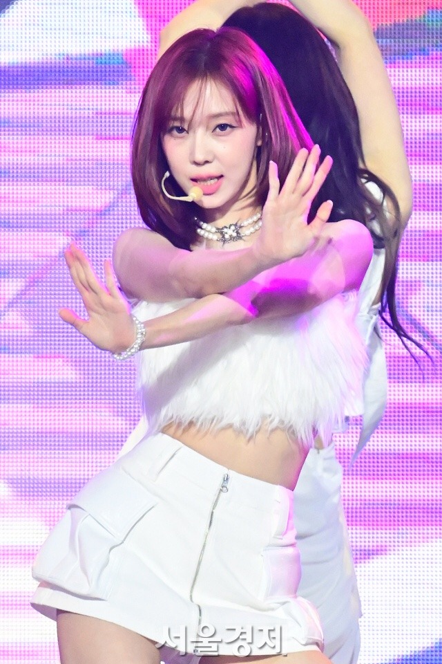Min-Jeong Kim