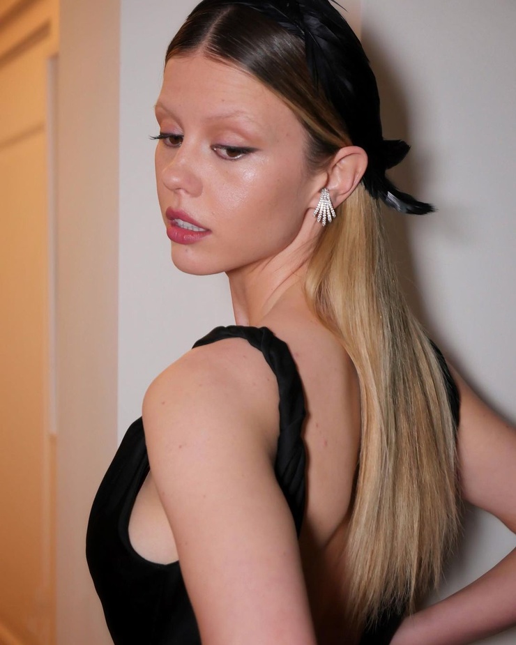 Mia Goth Mia Goth