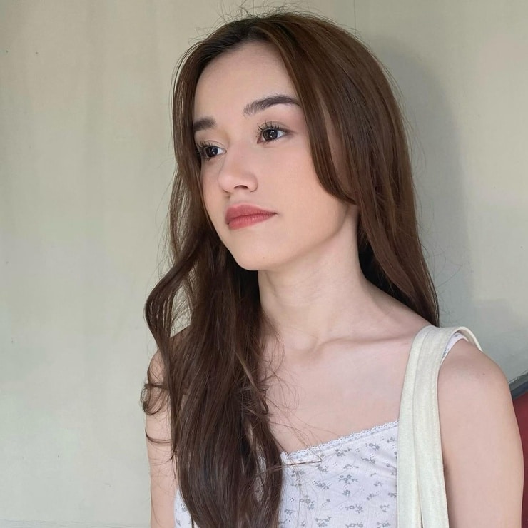 Moly Groves