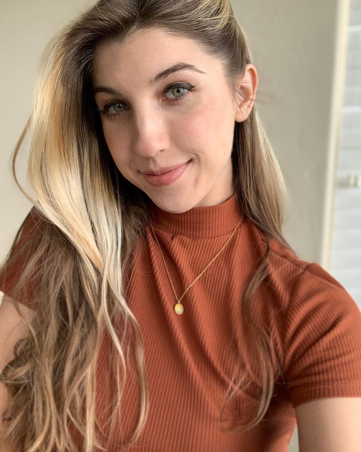 Frivolous Fox ASMR