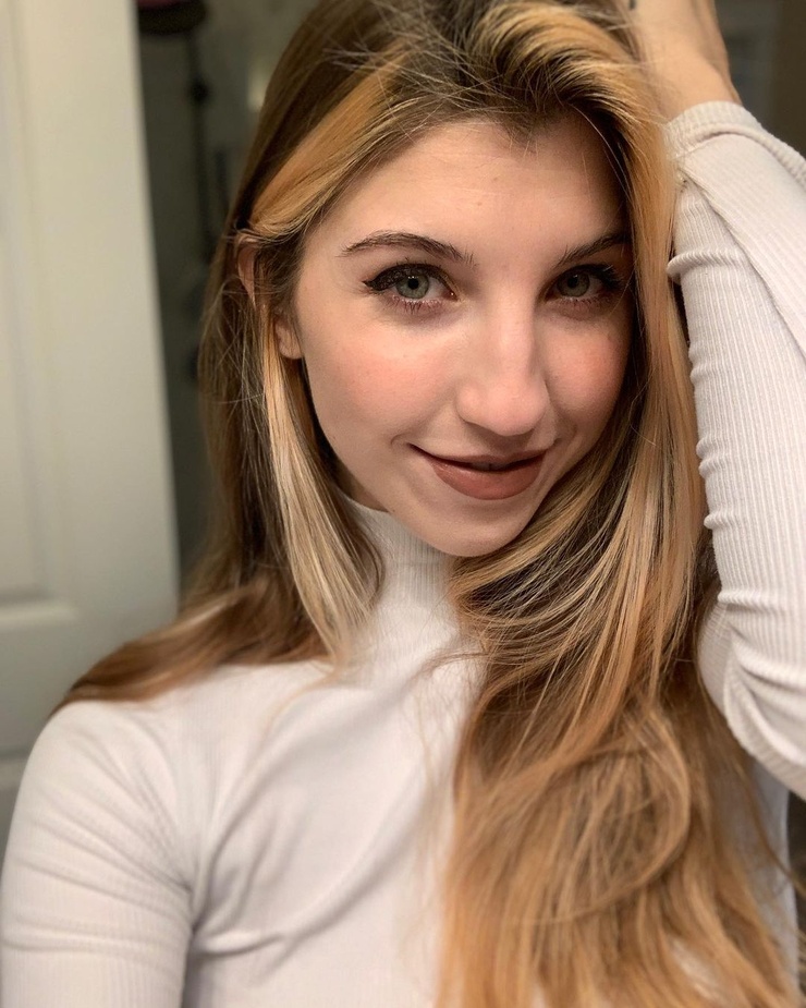 Frivolous Fox ASMR