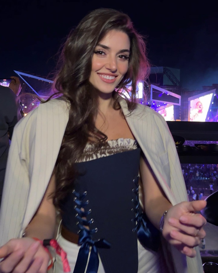 Hande Erçel