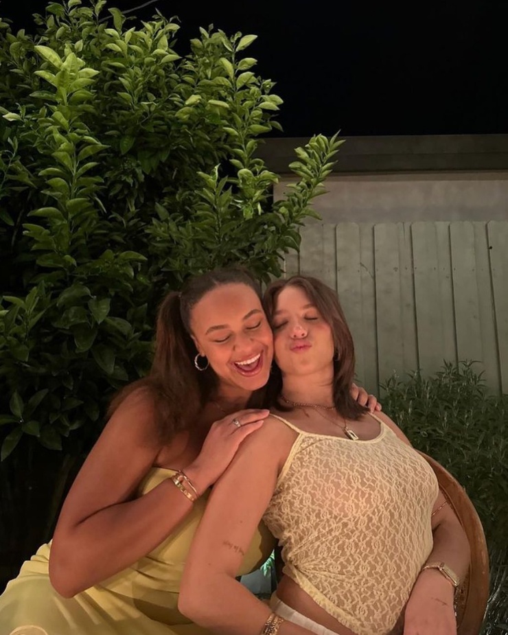 Mackenzie Ziegler Mackenzie Ziegler