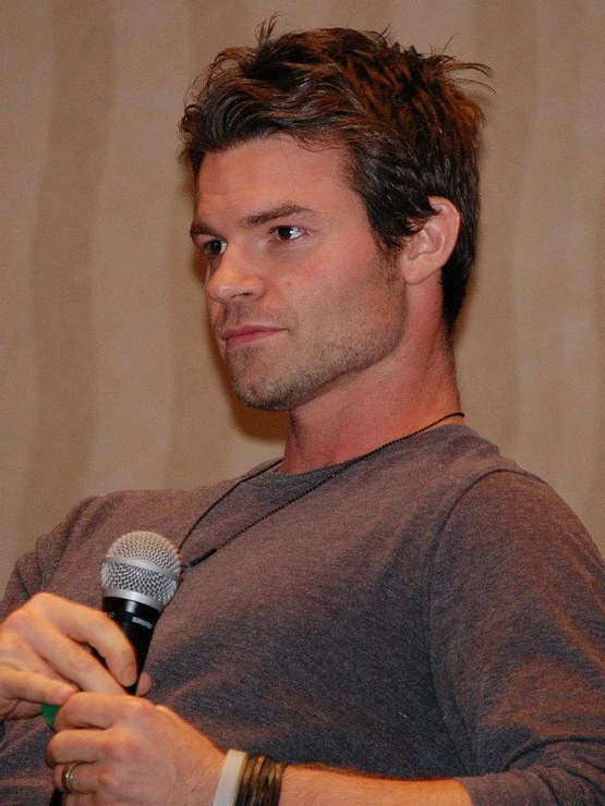 Daniel Gillies Daniel Gillies