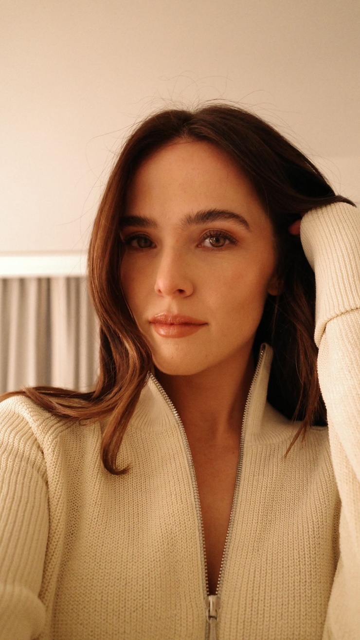 Zoey Deutch Zoey Deutch