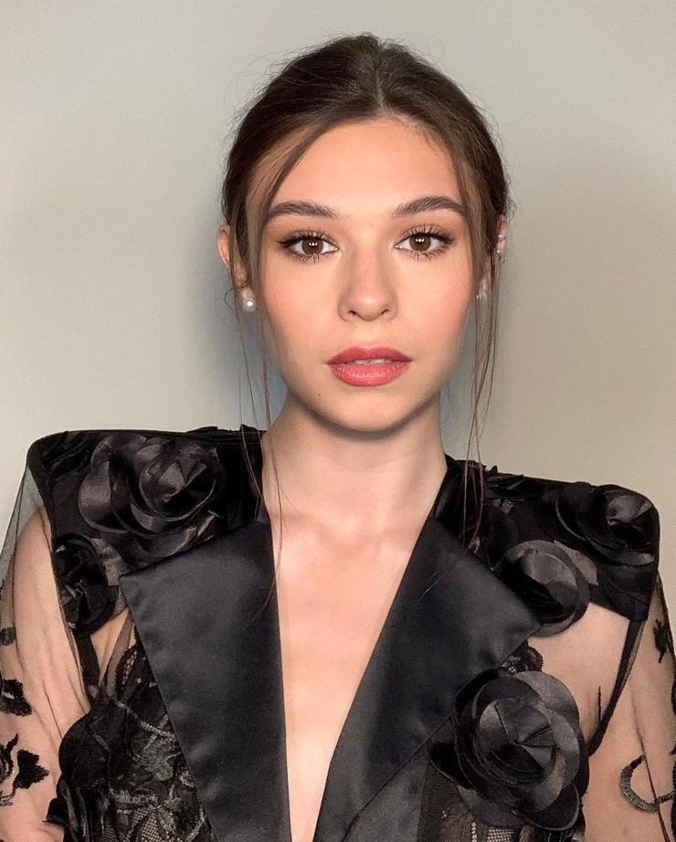 Nicole Amber Maines