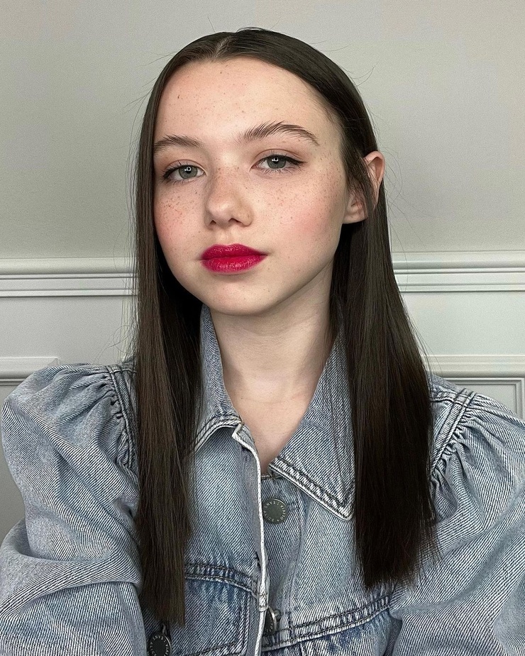 Picture of Violet McGraw