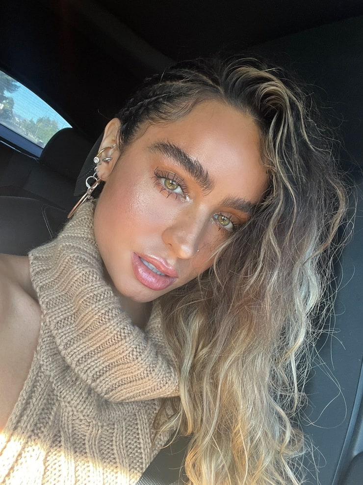 Sommer Ray