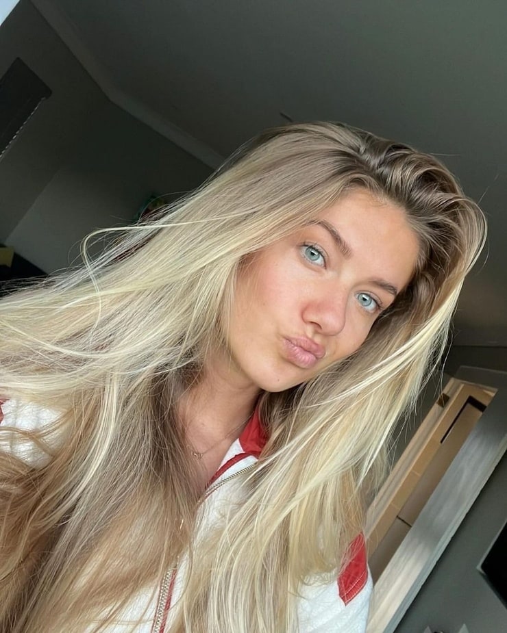 Alica Schmidt Alica Schmidt