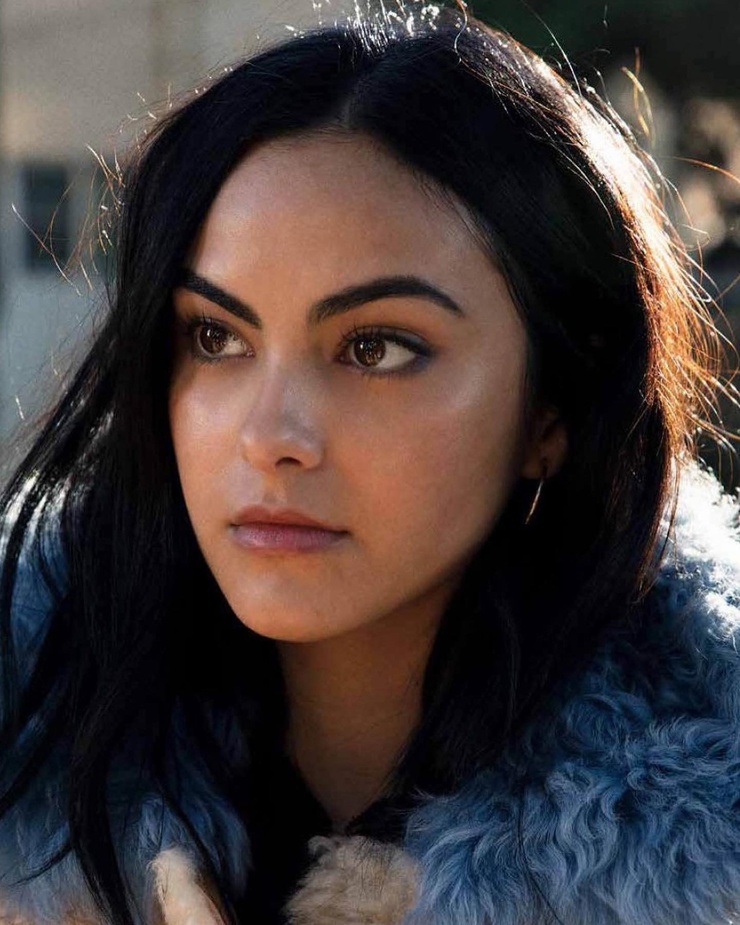 Camila Mendes