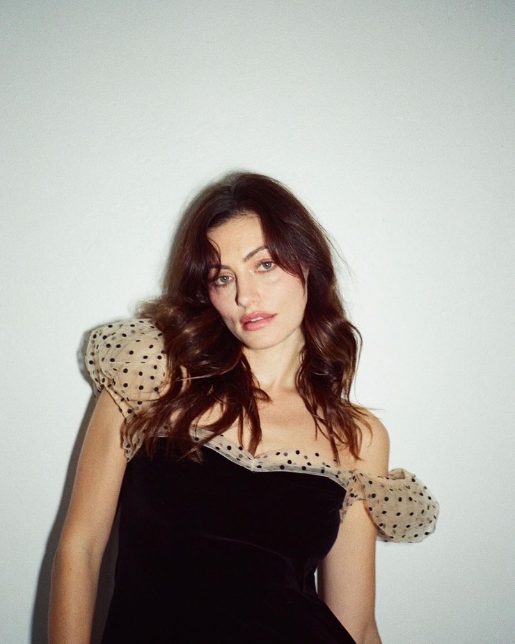 Phoebe Tonkin