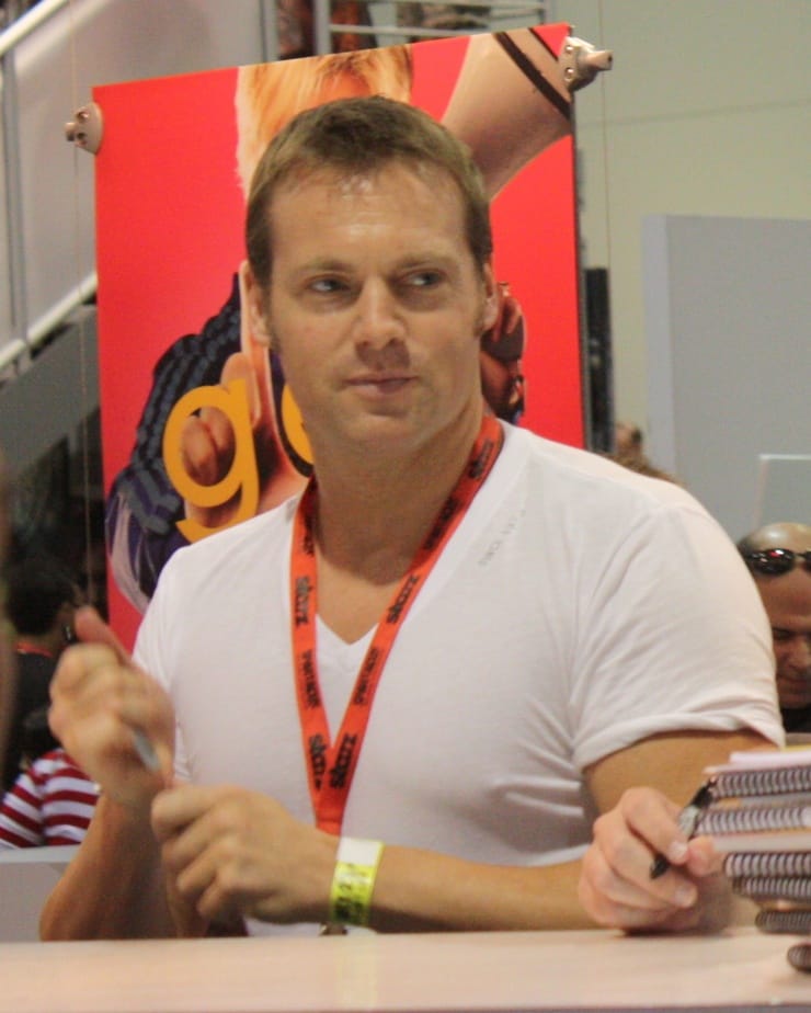 Picture Of Michael Shanks   740full Michael Shanks 