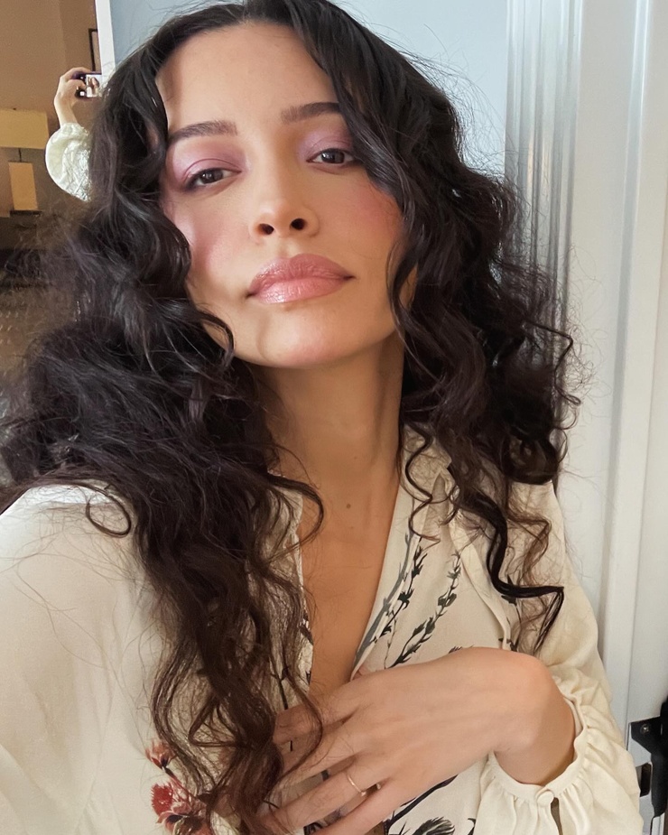 Christian Serratos Christian Serratos