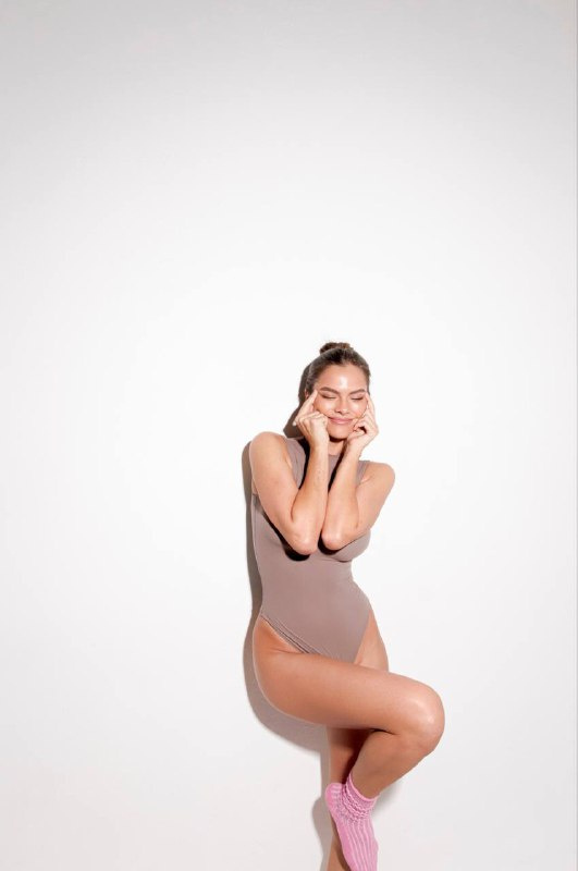 Viki Odintcova Viki Odintcova