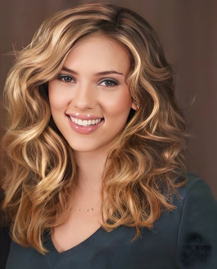 Scarlett Johansson Scarlett Johansson