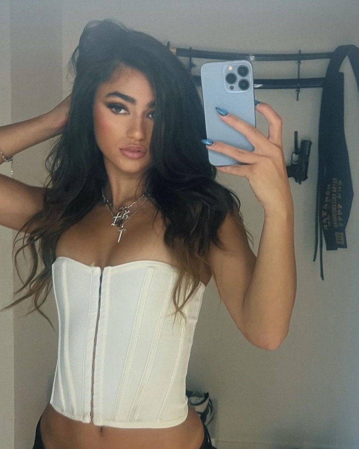 Rayna Vallandingham