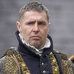 Henry Howard (David O'Hara)